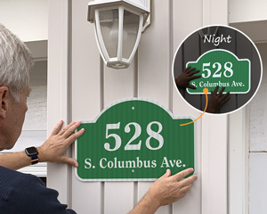 Reflective house address sign